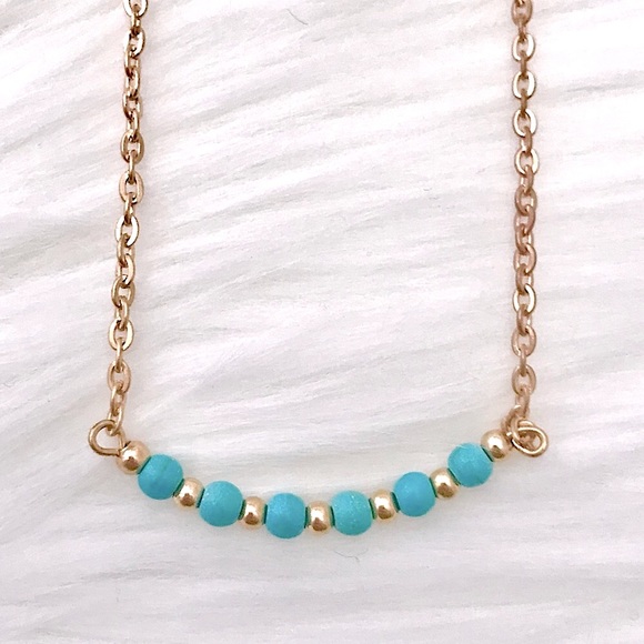 💜10/$25💜NEW Turquoise Beads Curved Bar Charm Golden Necklace - Picture 6 of 7